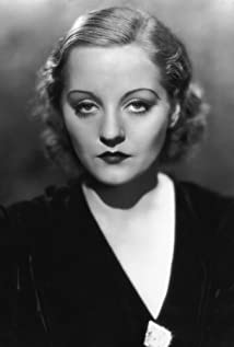 How tall is Tallulah Bankhead?